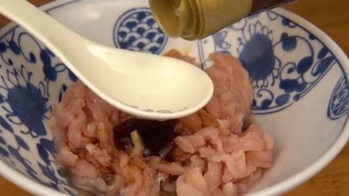 儿子吃佛手瓜视频大全,视频大全带你领略美味瞬间